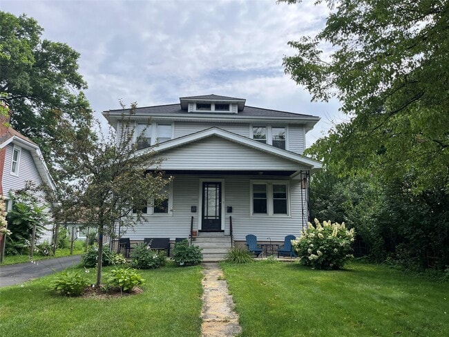 Building Photo - 70 Verplanck Ave