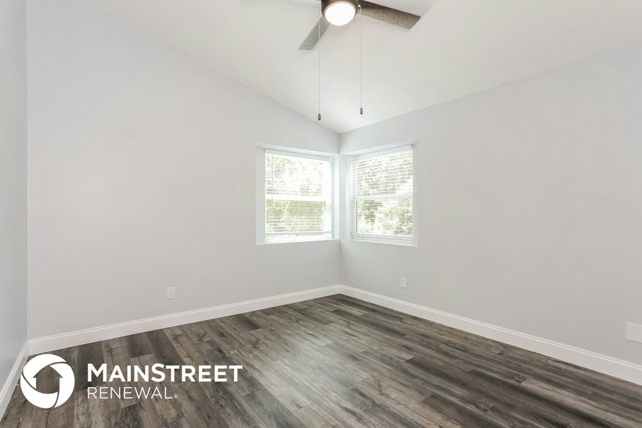 Building Photo - 2520 Townsquare Dr