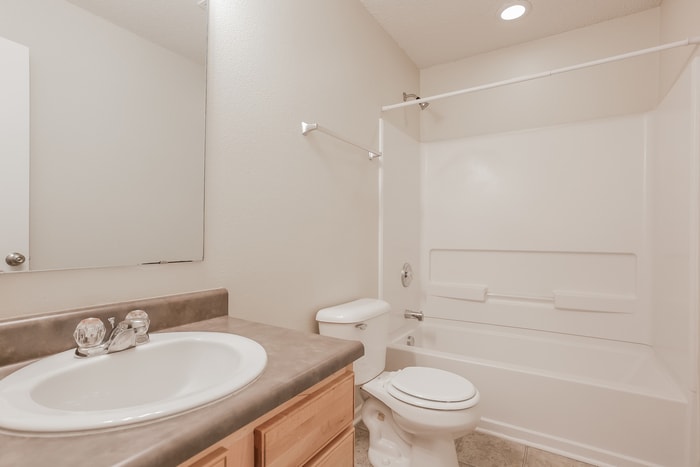 Building Photo - 12176 Lindley Dr