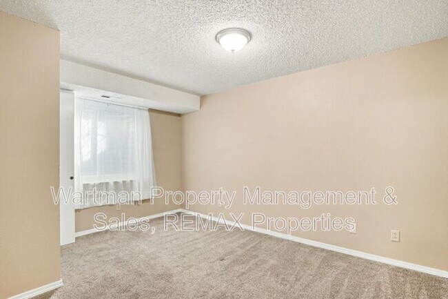 Building Photo - 9165a Bellcove Cir