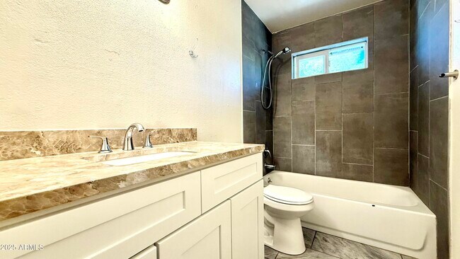 Building Photo - 6044 N 21st Ave