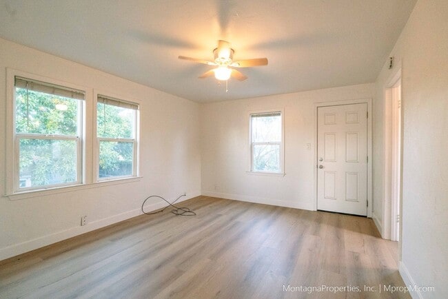 Building Photo - Amazing Downtown Campbell Location - Private Backyard!