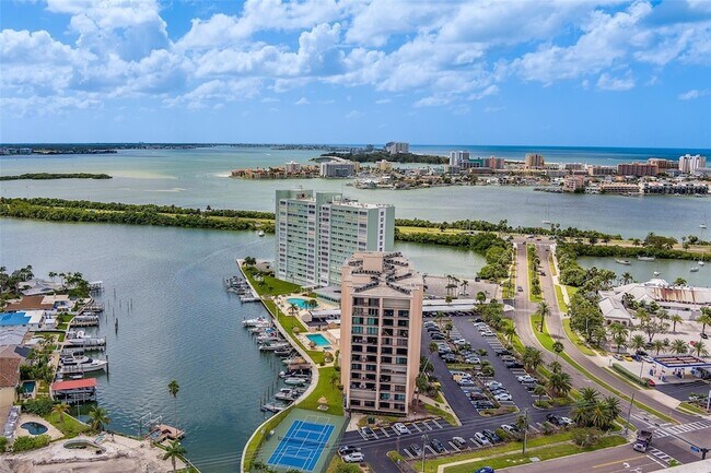 Building Photo - 51 Island Way