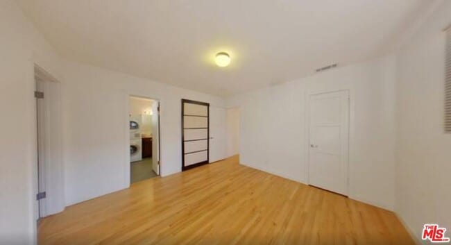Building Photo - 7800 Dunbarton Ave