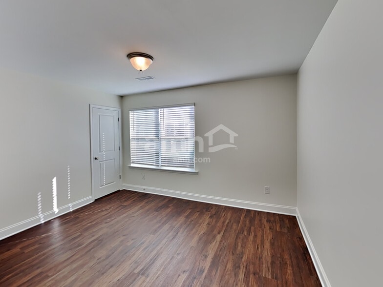 Building Photo - 1322 Bethany Dallas Dr