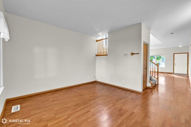Building Photo - 339 Richfield Trail