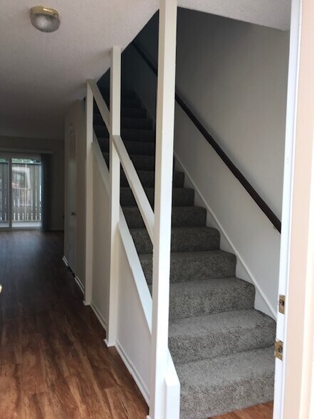 Building Photo - 21107 Victor St