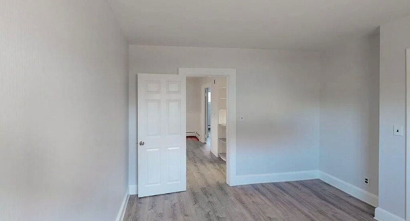 Building Photo - 44 Wallis St