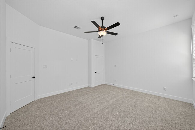 Building Photo - 13085 Brookwood Bnd Ln