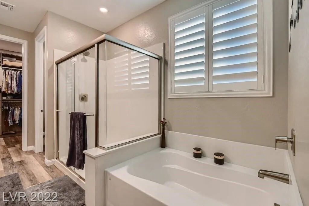 Primary ensuite bathroom alternate view - 331 Coastal Redwood St
