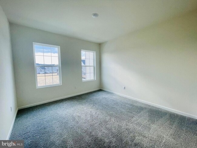 Building Photo - 202 Thompson Dr