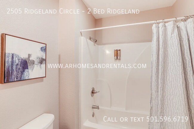 Building Photo - 2505 Ridgeland Cir