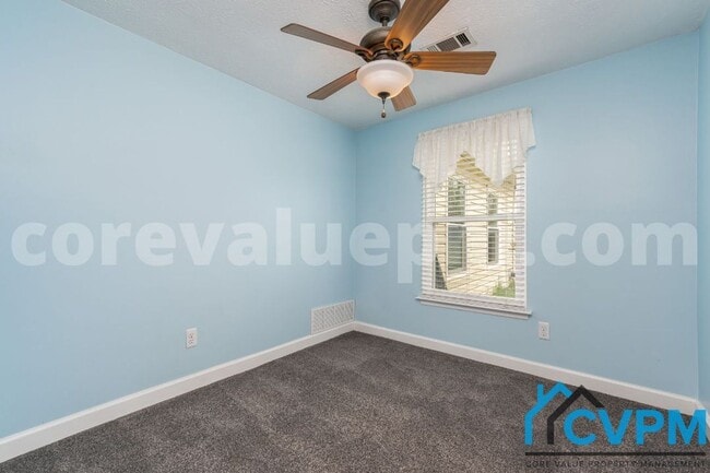 Building Photo - 1506 Whitmarsh Cir