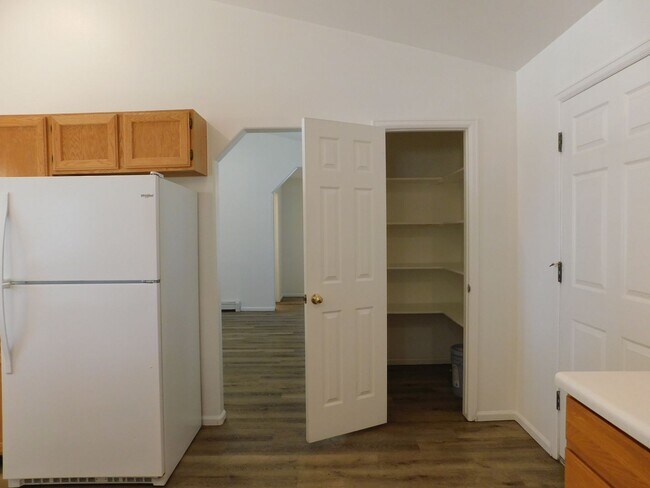 Building Photo - Spacious Home in N Grand Junction