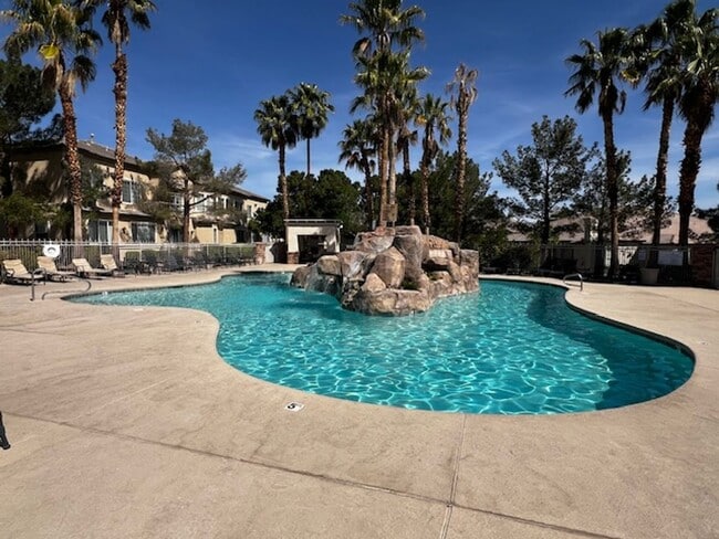 Building Photo - 3 Bedroom Condo - Gated - Summerlin - Detached Garage- New Carpet