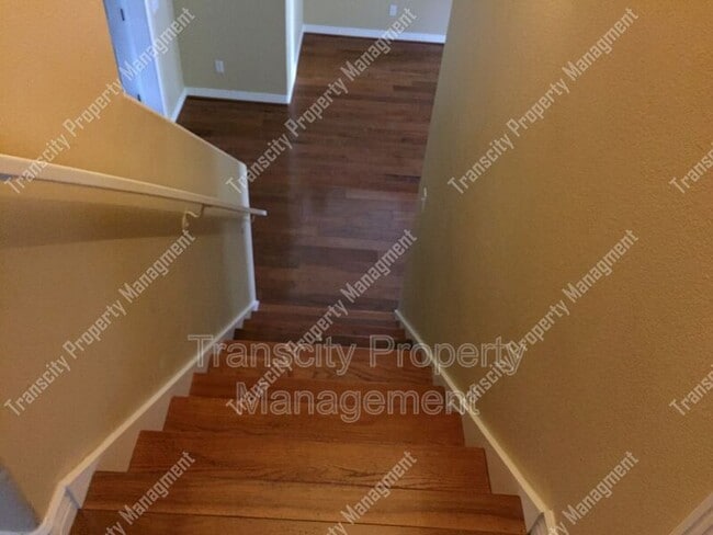 Building Photo - 5118 E Adobe St