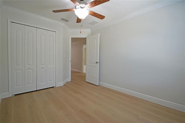 Building Photo - 11925 Greengate Dr
