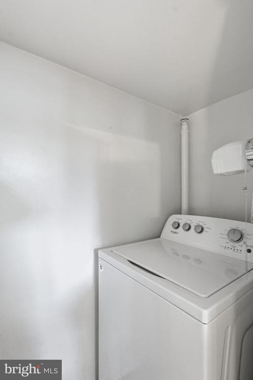 Building Photo - 3727 Lyons Ln