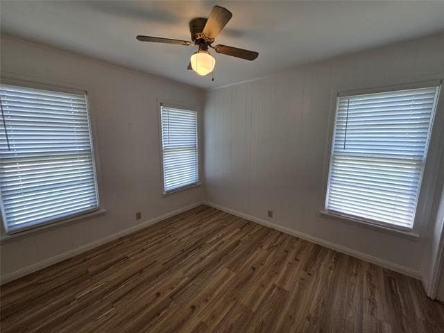 Building Photo - 308 Inez St