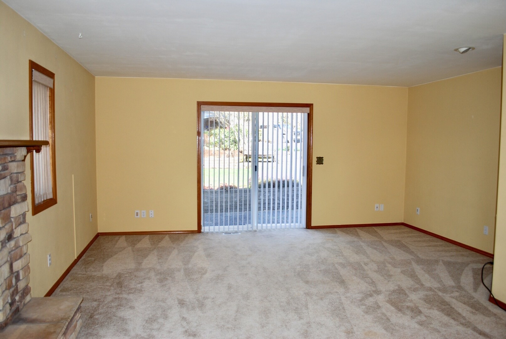 Building Photo - Beautiful views at this Marysville home