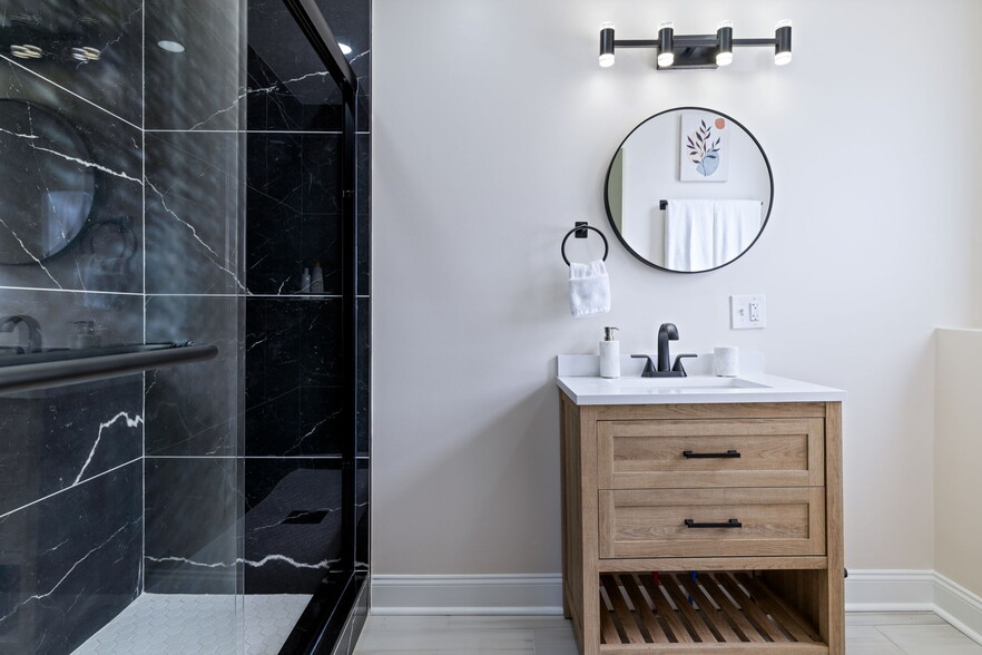 Vanity and Mirror - 845 Chislett St