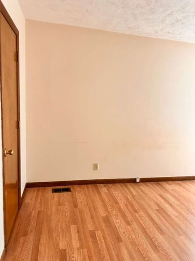 Building Photo - 3 BED 2 BATH IN PRIME AREA FAYETTEVILLE NC