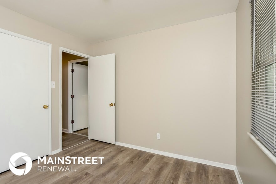 Building Photo - 2366 Wesford Dr