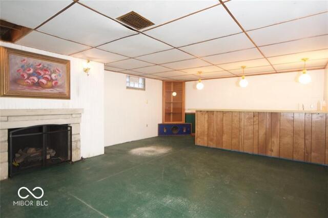 Building Photo - 5430 E 11th St