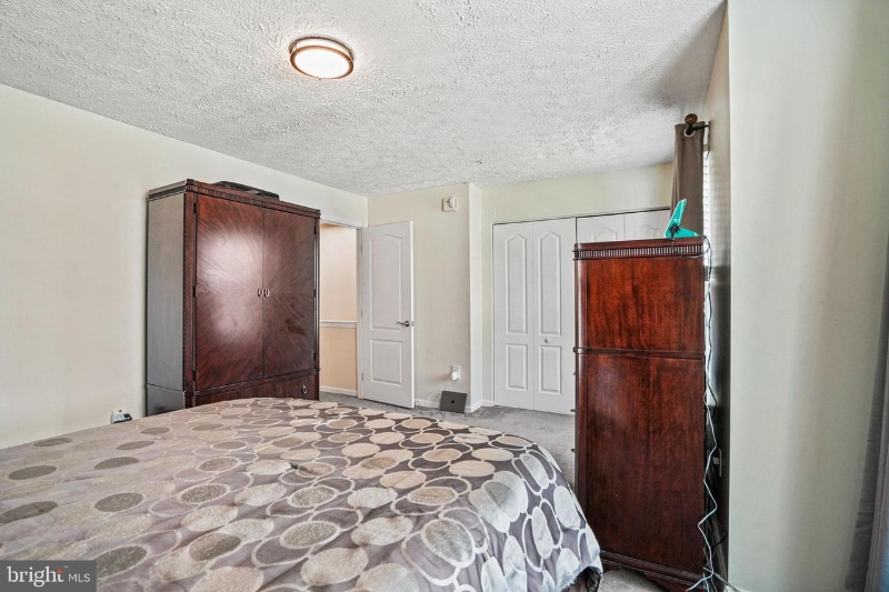 Building Photo - 16151 Brookmead Ct