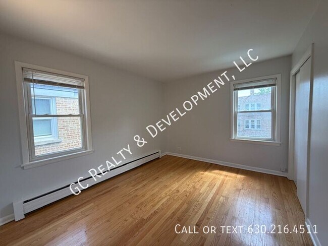 Building Photo - 2701 N Sayre Ave