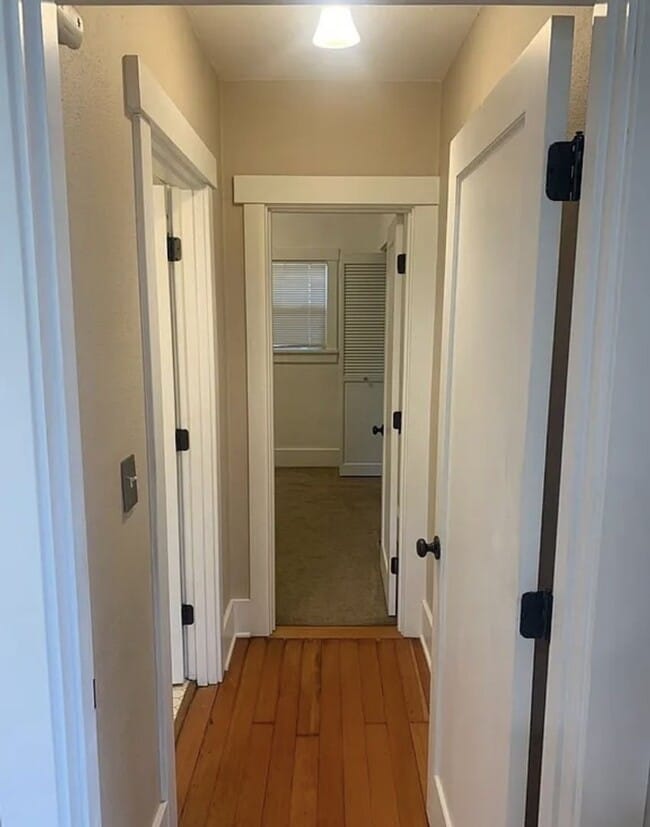 Building Photo - $2,750 - Two Bedrooms, Two Bathrooms, With Bonus Room And Large Yard, Ready For Lease!