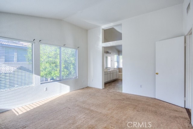 Building Photo - 14282 Tuolumne Ct