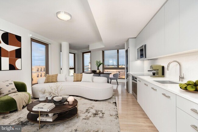 Primary Photo - 1630 Columbia Rd NW