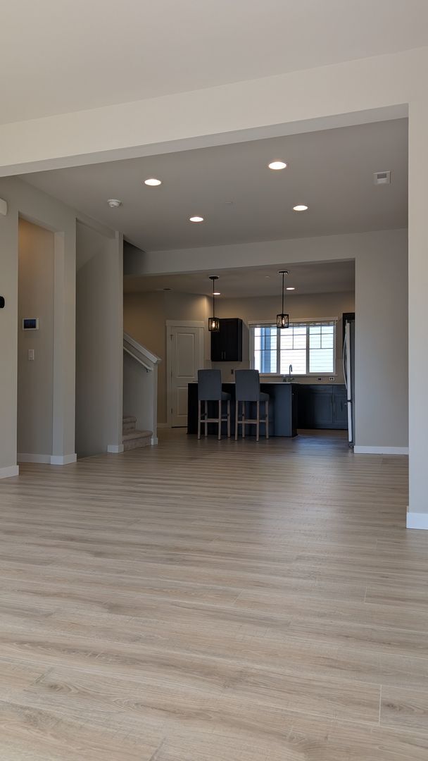 Building Photo - Mill  Creek 3 bedroom Townhome
