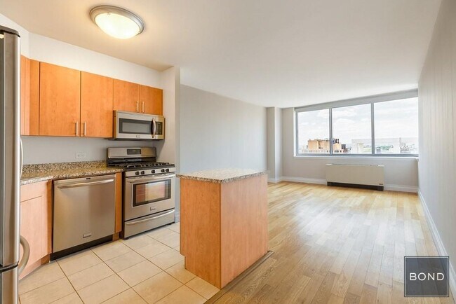 Building Photo - 776 Sixth Avenue