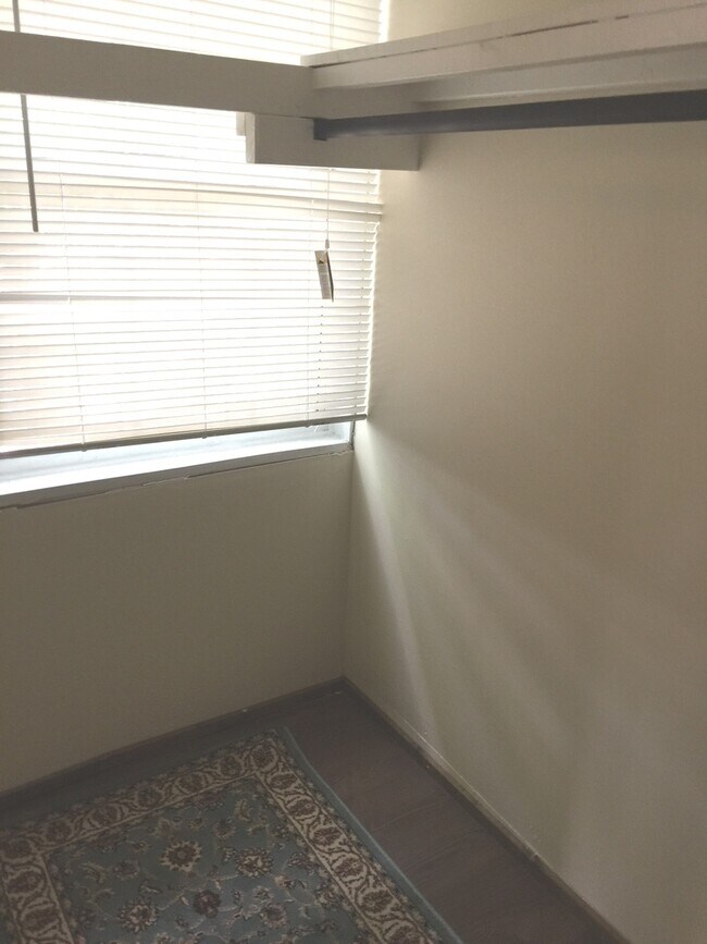 Building Photo - Home for rent in Avondale