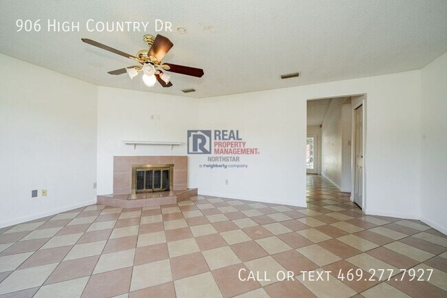 Building Photo - 906 High Country Dr