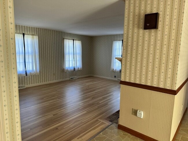 Building Photo - 177 Orchard St