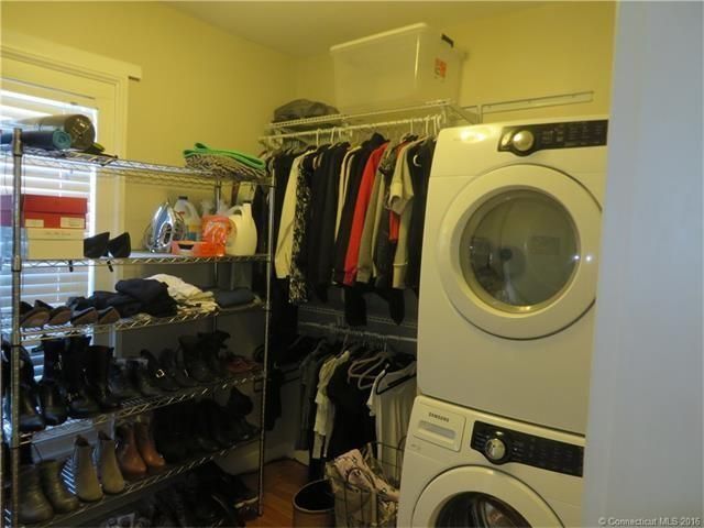 Building Photo - 12 Brown St