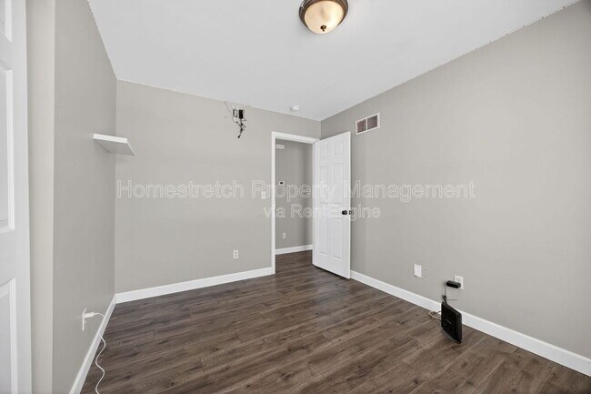 Building Photo - 120 Trotters Creek Ln