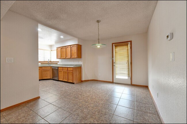 Building Photo - Coming Soon!