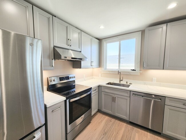 Building Photo - 3 bedroom Daly city home