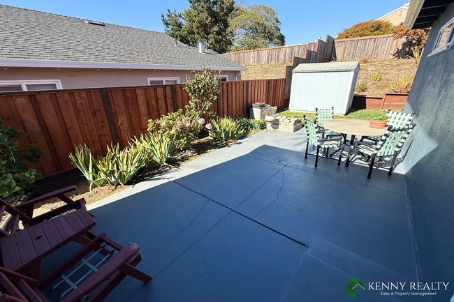 Building Photo - Beautifully Updated 3 Bedroom Home in South San Francisco