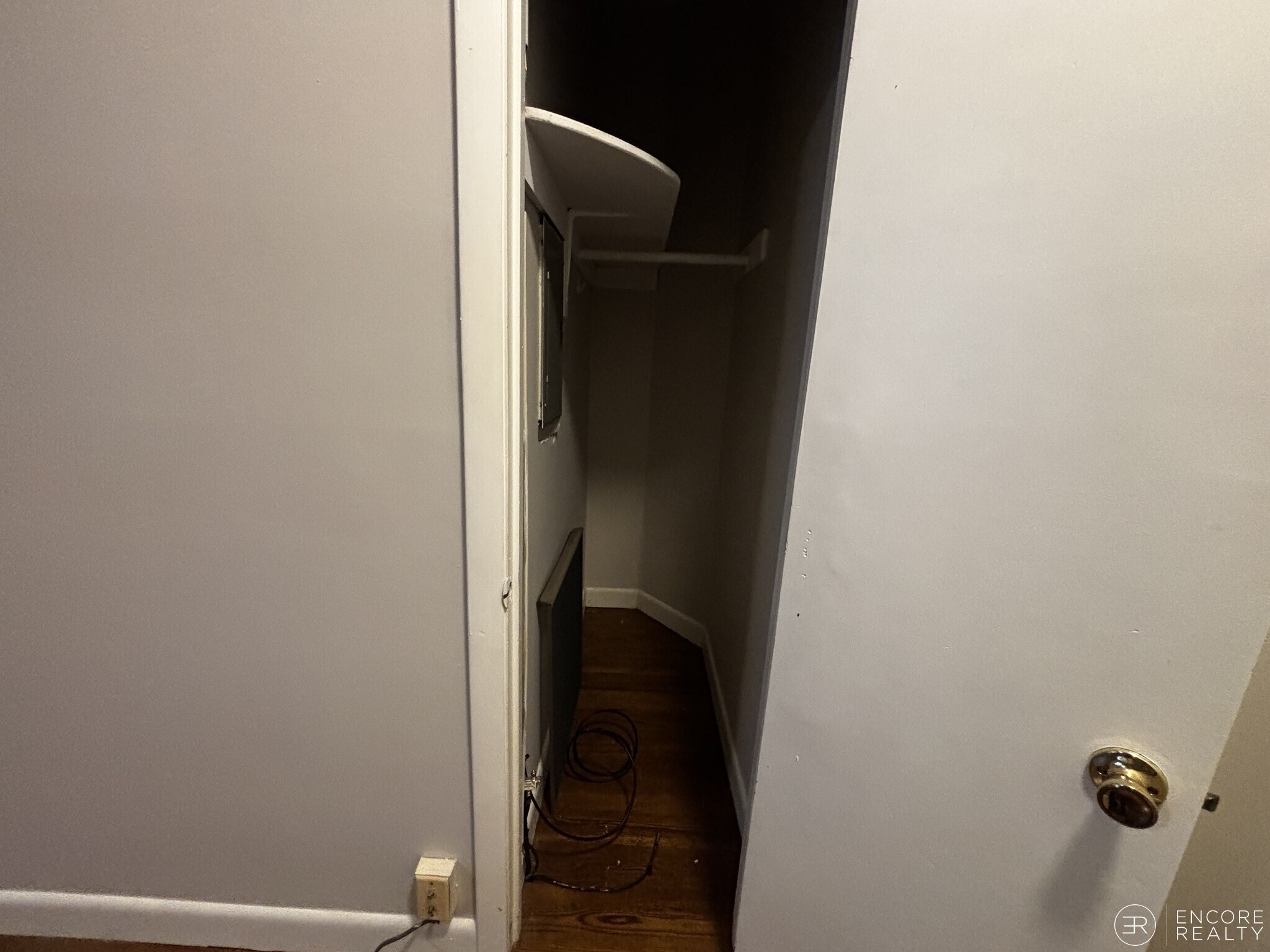 Building Photo - 15 Stearns Rd