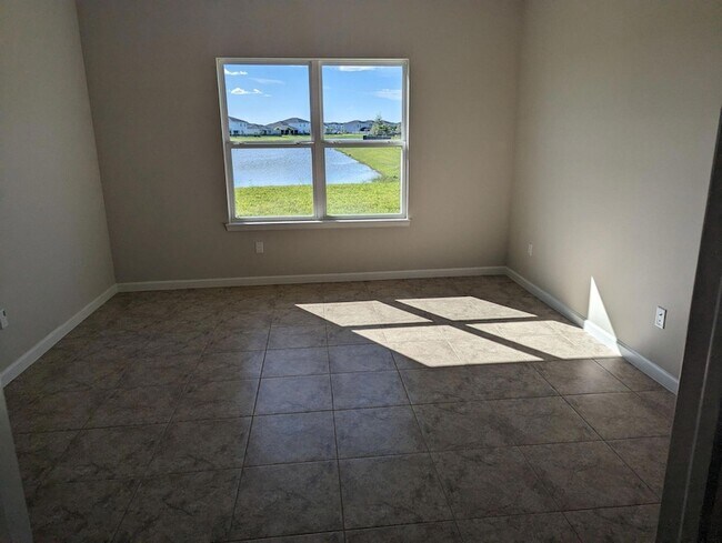 Building Photo - 10644 SW Vasari Way