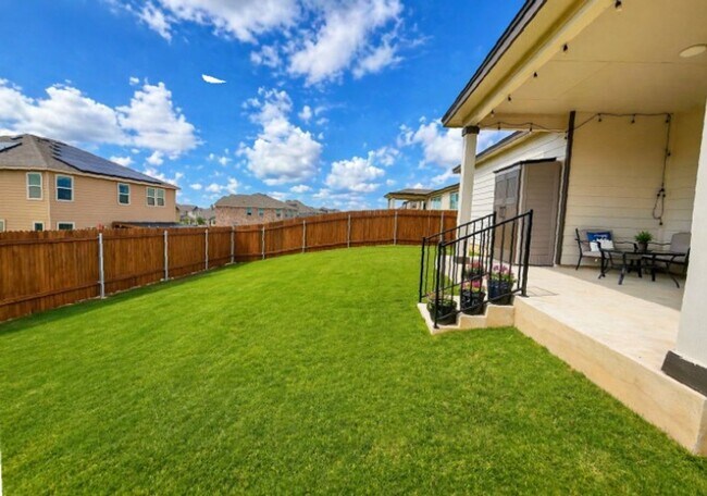 Building Photo - AVAILABLE MID MAY; APPLY TODAY ON OUR WEBSITE!!!