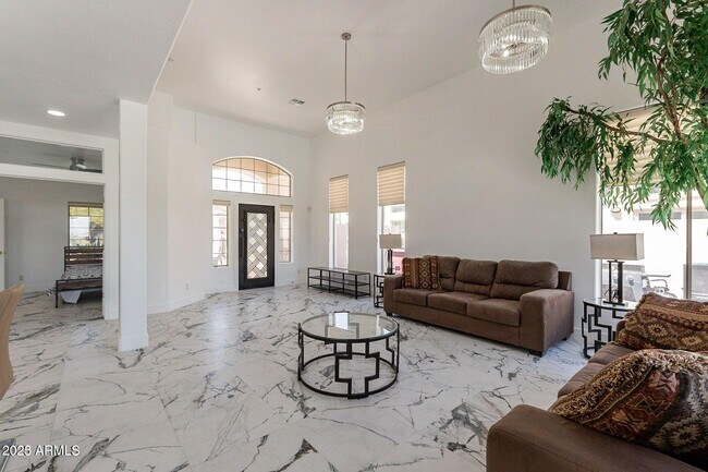 Building Photo - 11525 E Desert Willow Dr