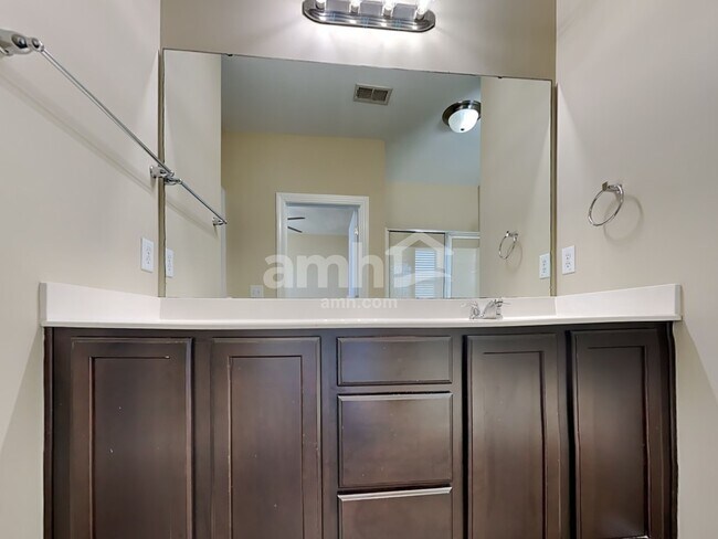 Building Photo - 1009 Turtle Dove Ln