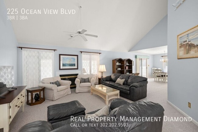 Building Photo - 225 Ocean View Blvd