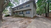 Building Photo - Charming Apartment with Wood Floors & Convenient Amenities